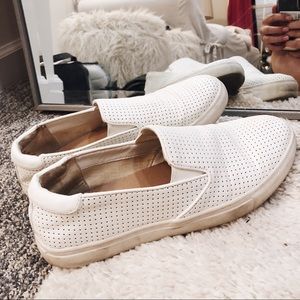 Kenneth Cole slip ons